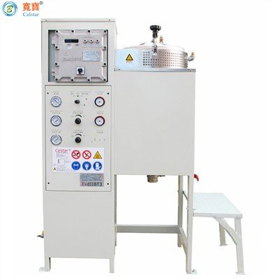 Oldószer -visszanyerő